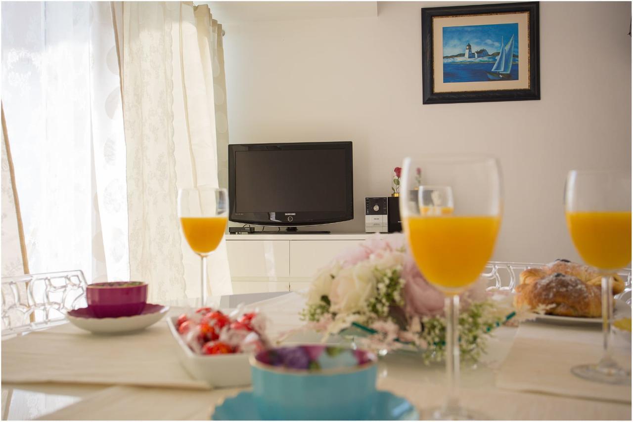 Maja Apartment *